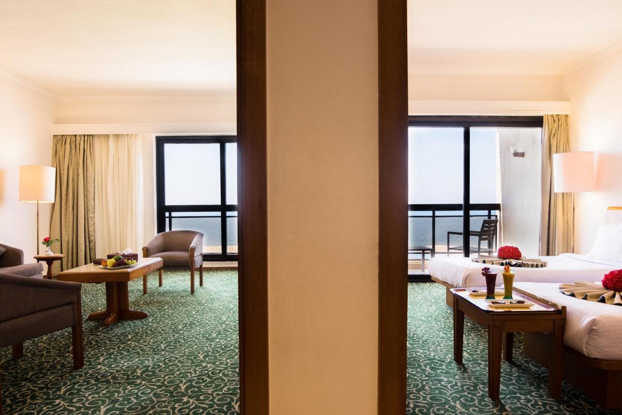 Plaza Hotel Alessandria Esterno foto