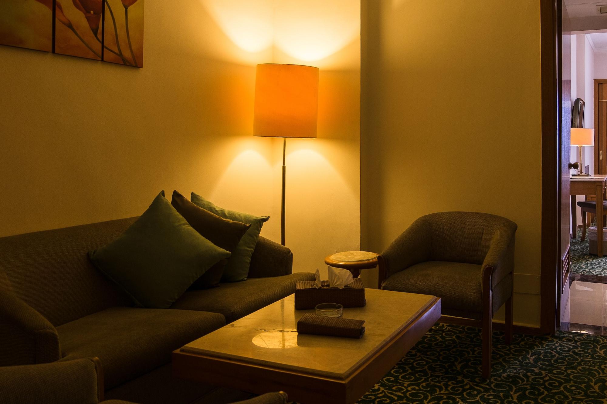Plaza Hotel Alessandria Esterno foto