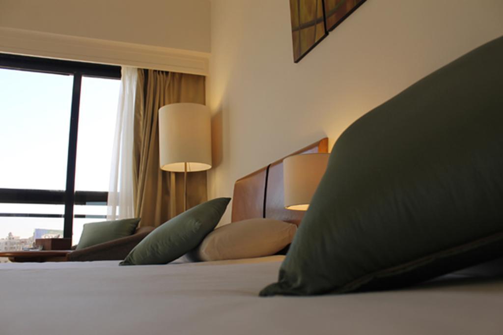 Plaza Hotel Alessandria Esterno foto